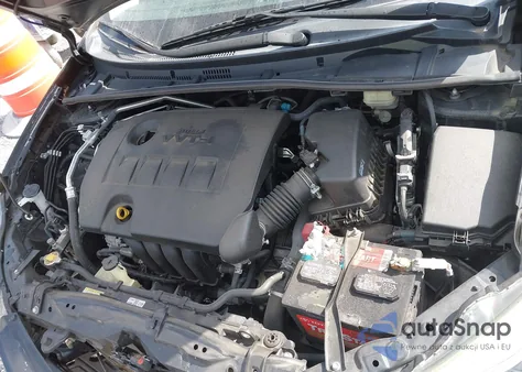 2017 Toyota Corolla Xle z USA, uszkodzony, nr VIN 5YFBURHE1HP656792